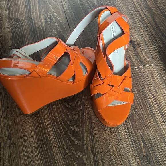 Orange VeraWang Lavender sandals - Picture 2 of 8